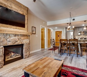 Village Copper Mountain 