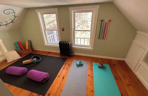 Proctorsville House | $0 Fees 7 Bdrms 9 Bthrms Minutes to Okemo Hot Tub