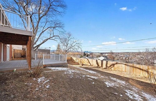 Arvada Plaza Area House | 1,100 sf Spacious Cozy 2BR Near Denver DT, Red Rocks, and Rockies!