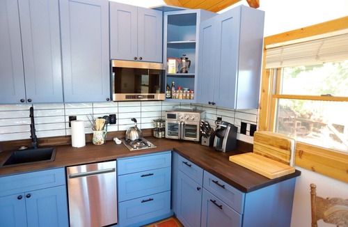 Davis Cabin | 1BR cabin plus loft sleeps 5 fantastic views