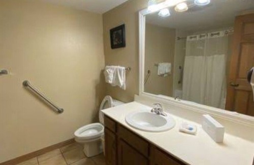 Pigeon Forge Resort | 1BR Suite - Oakmont Resort
