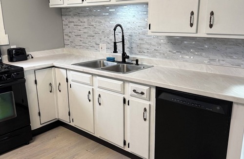 Phoenix Apartment | 2-bedroom apartment in enchanting Phoenix with AC and comfort