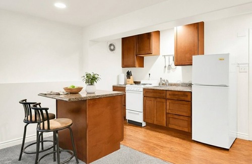 North Admiral Apartment | 2-bedroom apartment in peaceful Seattle neighborhood near beach and downtown