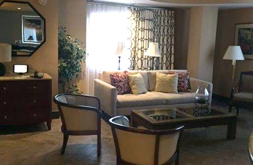 East Hollywood Hotel | 2 Connecting Suites at a Hotel