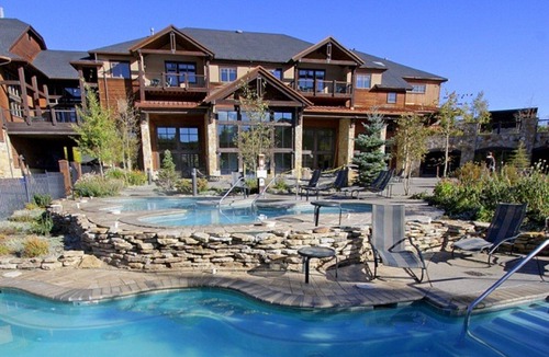 Four O'Clock Apartment | 2023-4 Grand Timber One Bdr MASTER Ski-in/out 5 Star Breck, CO