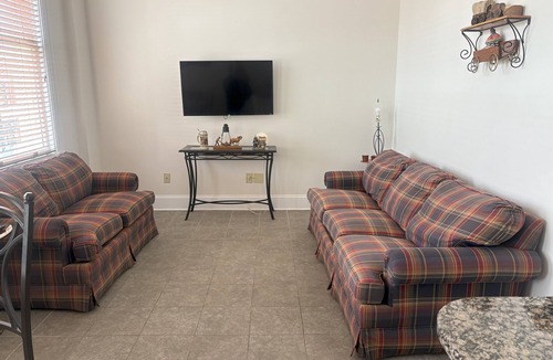 Lorain Apartment | #28 Two bedroom apartment in Lorain