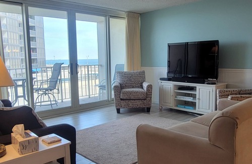 North Ocean City Condo | ⛱️2BR/2BA OCEANFRONT BUILDING. Book End of Summer/FALL Rates AS LOW AS $99/Night