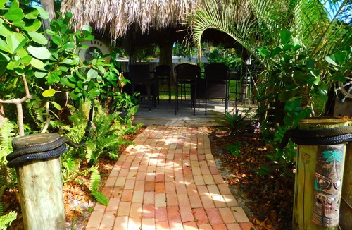 Pompano Beach House | 2HOMES Side By Side,8Bedroom,6.5 Bath,14Beds,32,000 Sq ft land, Team Discount!