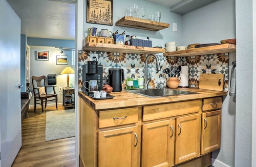 Sunnyside Apartment | 3 Mi to Dtwn: Convenient Denver Apt