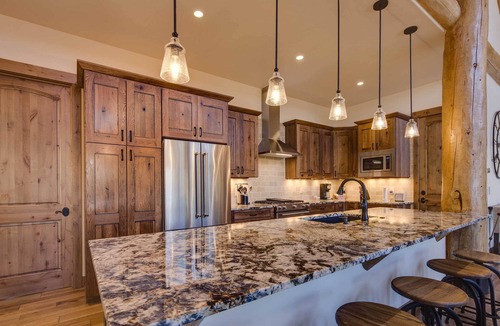 Breckenridge Park Estates Cabin | 3 Mi to Slopes: Breck Cabin w/Hot Tub & Views