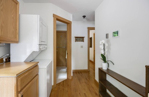 Skaneateles House | 4-Bedroom Tranquil Skaneateles Cottage Retreat on the Lakefront