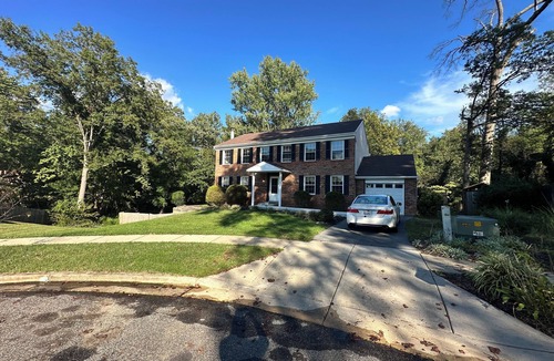 Bowie House | 4BR Home with TVs, 2.5 bath, 6 bed, pool, Game-room, Gym-room in Bowie MD