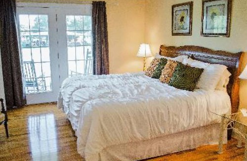 Pinnacle Bed & Breakfast | A Mighty Oak B&B