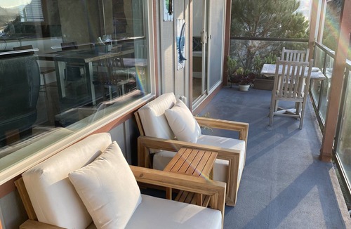Brookings Condo | A Romantic Getaway at the "White Water Cove" At Ocean View Rainbow Rock!
