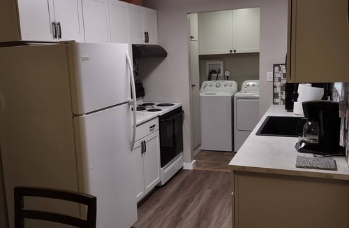 Silver Lake House | Adorable 2 bedroom duplex/home 2 blocks from lake. Close to everything in the NW