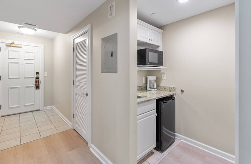 Arcadian Shores Condo | Affordable beach luxury studio 805H Royale Palms, @ Kingston resort Myrtle Beach