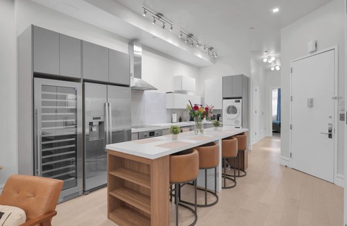 Hell's Kitchen Apartment | Amazing Luxury 3 Large Bedroom Duplex Apartment in Prime Location