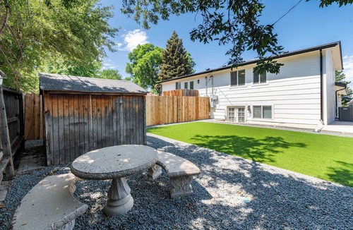 Arvada Plaza Area House | Arvada Retreat+Game Room+Garage
