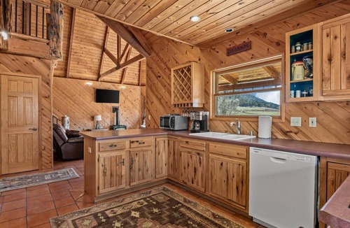 Collbran House | B4 Ranch Cabin - Ranch Experience near Grand Mesa