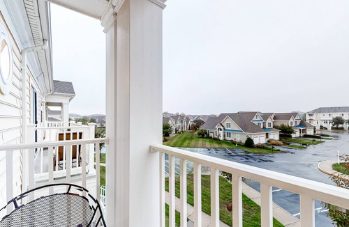 Ocean View House | Bayside Bethany Lakes townhouse w/fireplace, pools, basketball court, free WiFi