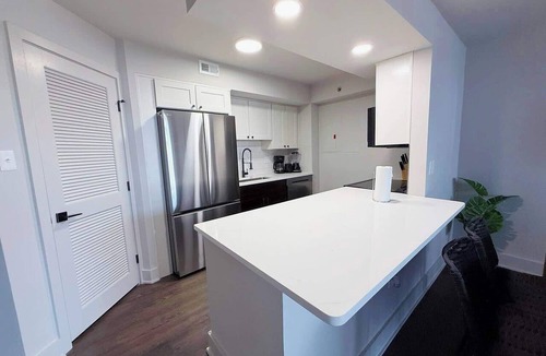 Pentagon City Apartment | Beautiful Apt in the Heart of Pentagon