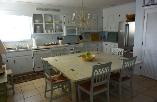 Sunset Beach House | Beautiful Beach House on 40th Street with Views of Ocean