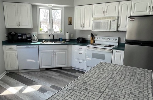 Romulus House | Beautiful Contemporary Home on Seneca Lake - NO OWNERS FEES