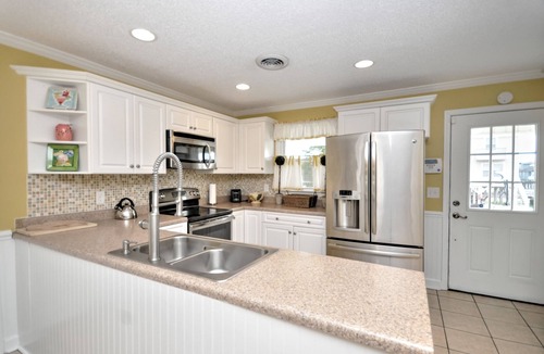 Ocean Isle Beach House | Beautiful deep water beach house