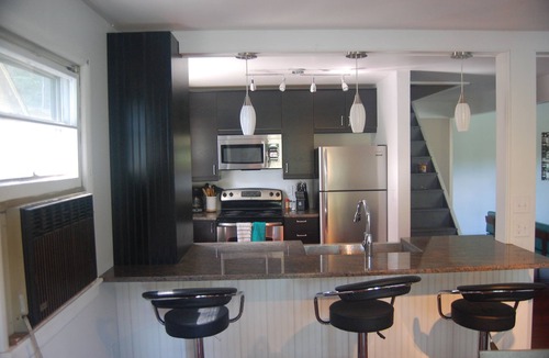 Town of Copake House | Beautiful Getaway - Right on the Lake-Close to Skiing