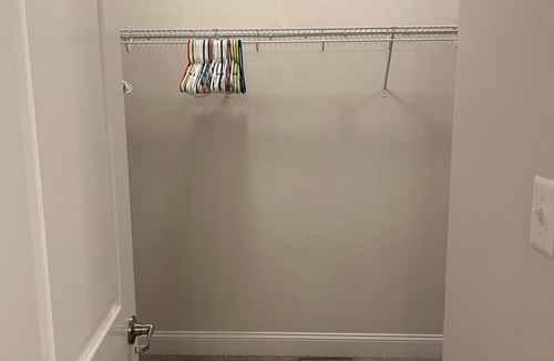 Aberdeen Apartment | Beautiful Studio Bedroom Rental!