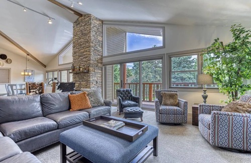 North Park City House | Beautiful Townhouse near ski slopes, biking trail, & 1 mile from the main street