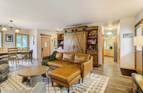 Green Mountain Falls House | Beautiful Property Nestled In Historic Green Mountain Falls - GMF Lic # 28