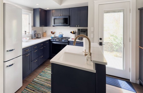 Fleischmanns House | Blue Bell Knoll Renovated Hot Tub