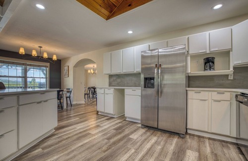 Morganton House | Blue Ridge Mountain Retreat | Sleeps 26 | Pool, Spa, Game Room | Family Reunions