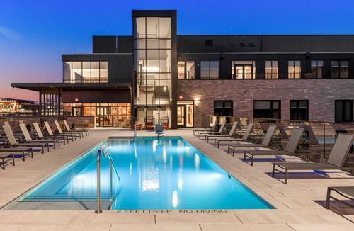 Navy Yard Apartment | Blueground | Navy Yard, pool, nr Nationals Park