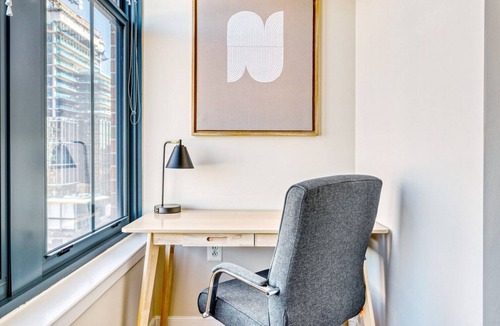 Aurora Highlands Apartment | Blueground | Pentagon City, pool, nr Arlington Cemetery