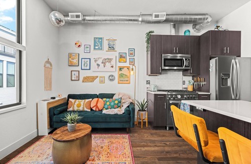 Curtis Park House | Bright 1BR + Office, Attached Garage & Fast WiFi