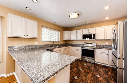 Centennial House | Bright & Spacious 5BR/4BA Home in Centennial