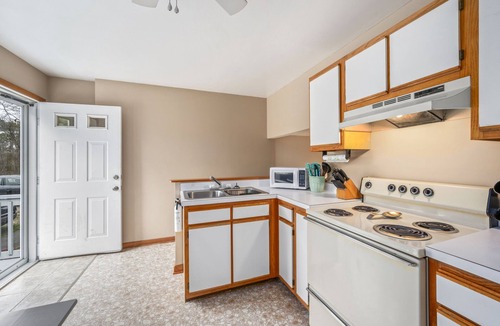 Deep Hole House | Budget friendly Chincoteague townhome by Seaside Vacations & Sales