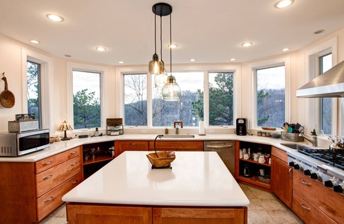 Black Mountain House | Burnt Ridge Retreat | Luxury Black Mountain Home w/Game Room & Mountain Views