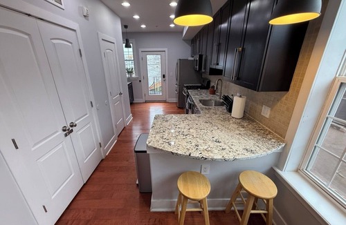 Northeast House | Capitol Hill Townhouse, Roof Deck + Private Parking, Walk to H St
