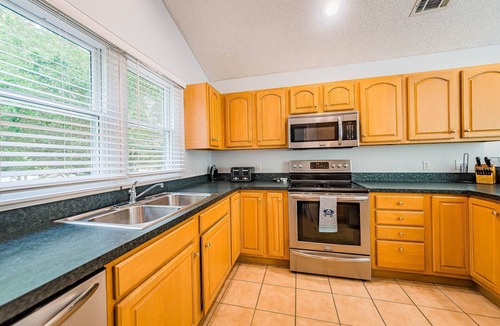 Corolla House | Casa Corolla - Currituck Club Amenities, Pool, Hot Tub, Golf Discounts, Flex Stays, Events