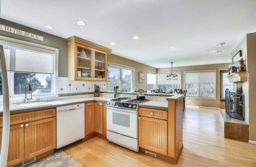 Tolovana Park House | CB Sands - Short walk to the Beach!