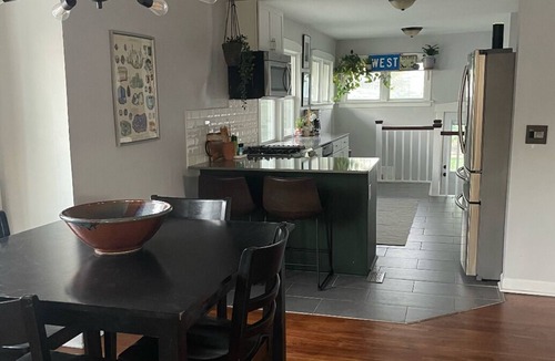People's Freeway House | Centrally located historic home located in the Liberty Wells neighborhood