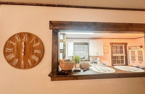 Franklin Cottage | Charming 2-bedroom cottage in Franklin, NC in the Great Smoky Mountains