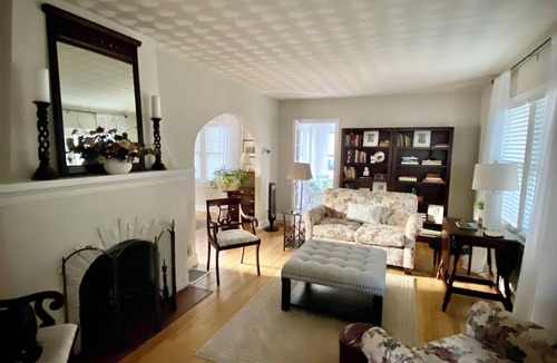 Jamestown House | Charming 2-bedroom house w AC in West Jamestown close to Chautauqua Lake.