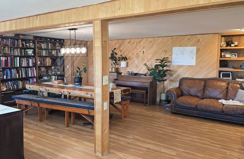 Westridge Other | Charming 2-bedroom in-home walkout private apartment in tranquil Littleton