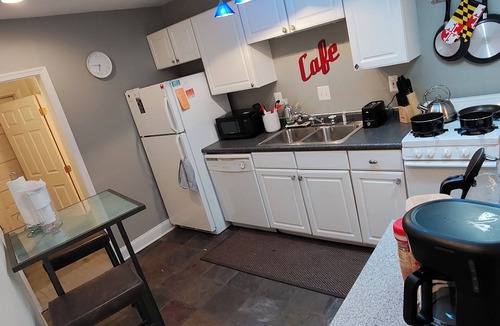 Little Italy House | Charming 2-bedroom townhome with WiFi, AC in awesome Fells Point Baltimore