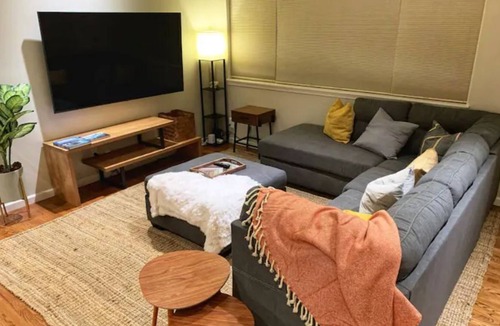 Orchard District House | Charming 2 BR + 1 Bonus Room in Heart of Bend