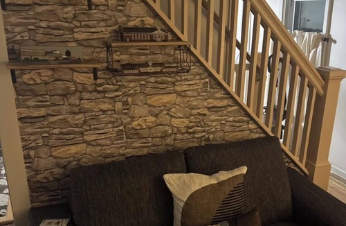 Highfield-Cascade House | Charming 3 Bedroom Cottage minutes from Ski Liberty and Gettysburg Pa.